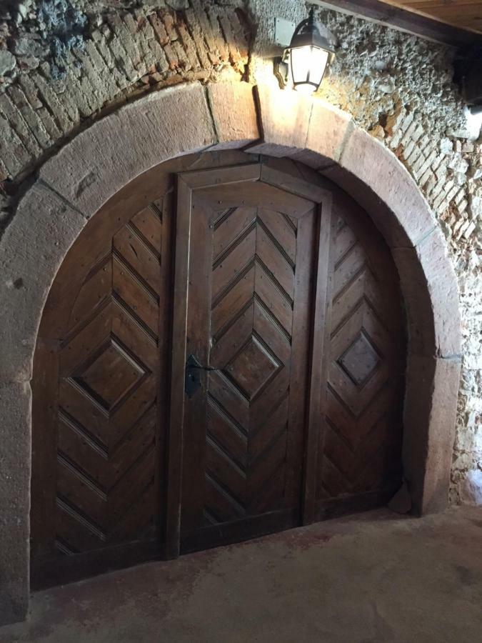 Caveau 1751 Niedermorschwihr Экстерьер фото